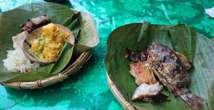 Foods at Villa escudero waterfalls.