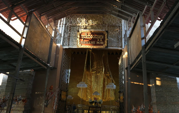 The statue of Buddhist at Mandalay hill.