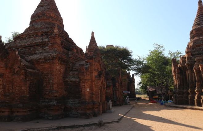 Kay Min Gha pagoda.