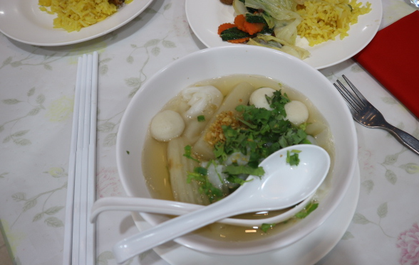 The hot noodle soup of Safari World Thailand.