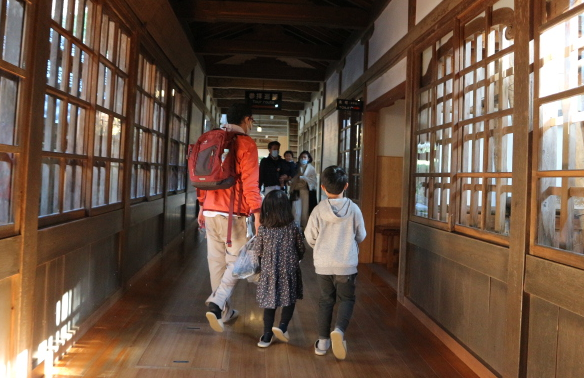 The hallway of Eihei-Ji Temple.